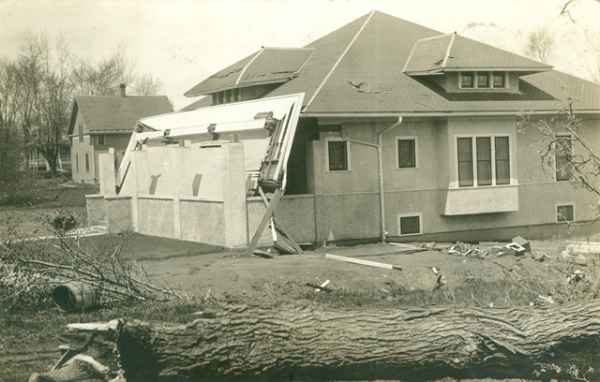 1918 Calmar Tornado Photo provided by Hank Zaletel 